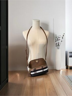Le Bag Vegan Leather Plaid Crossbody Bag W/Bee Accent NWT